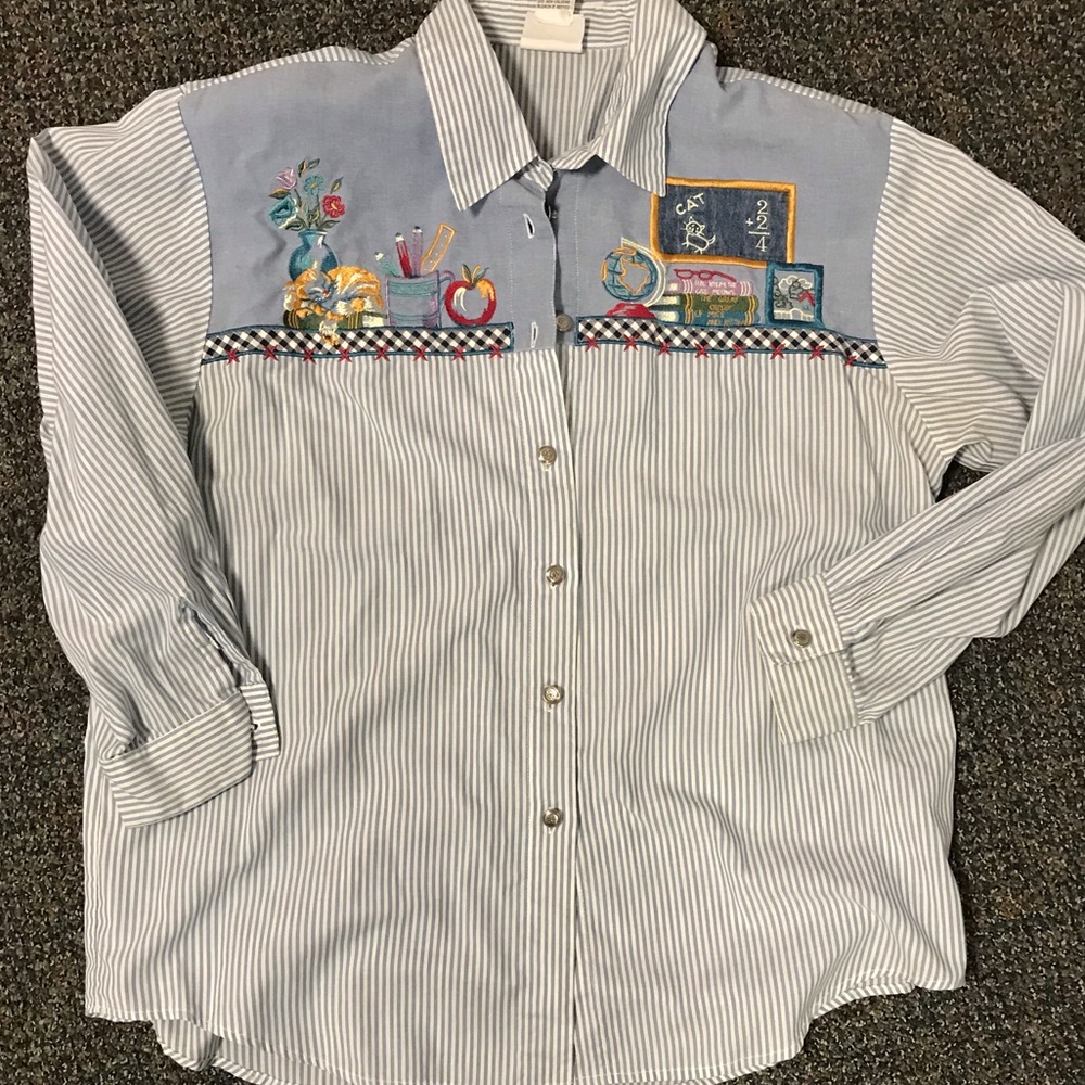 Super cute vintage teachers blouse